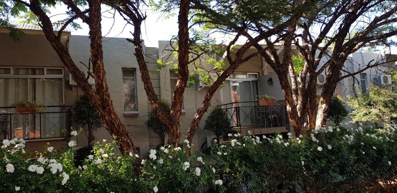 Villa Paradiso Hartbeespoort Exterior foto